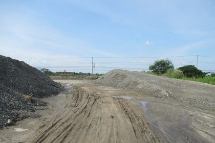 Infrastructure spending drops 16.9 percent in August